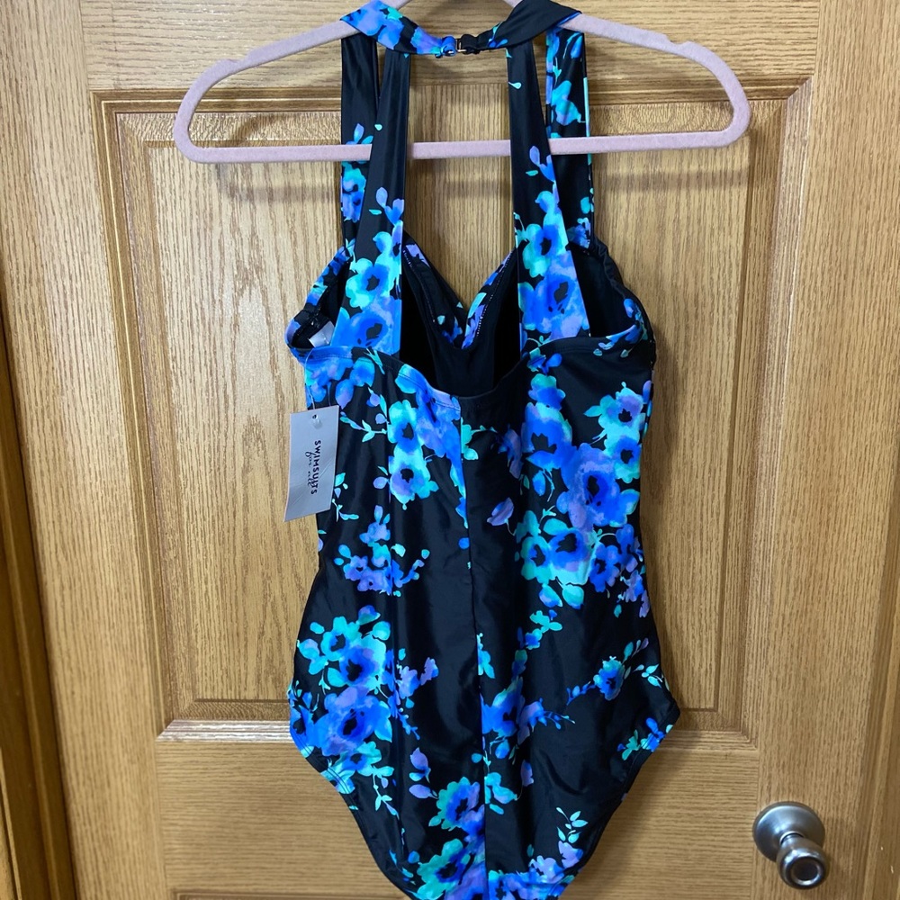 Floral Halter Neck Swimsuit - Black and Blue - Picture 4 of 4